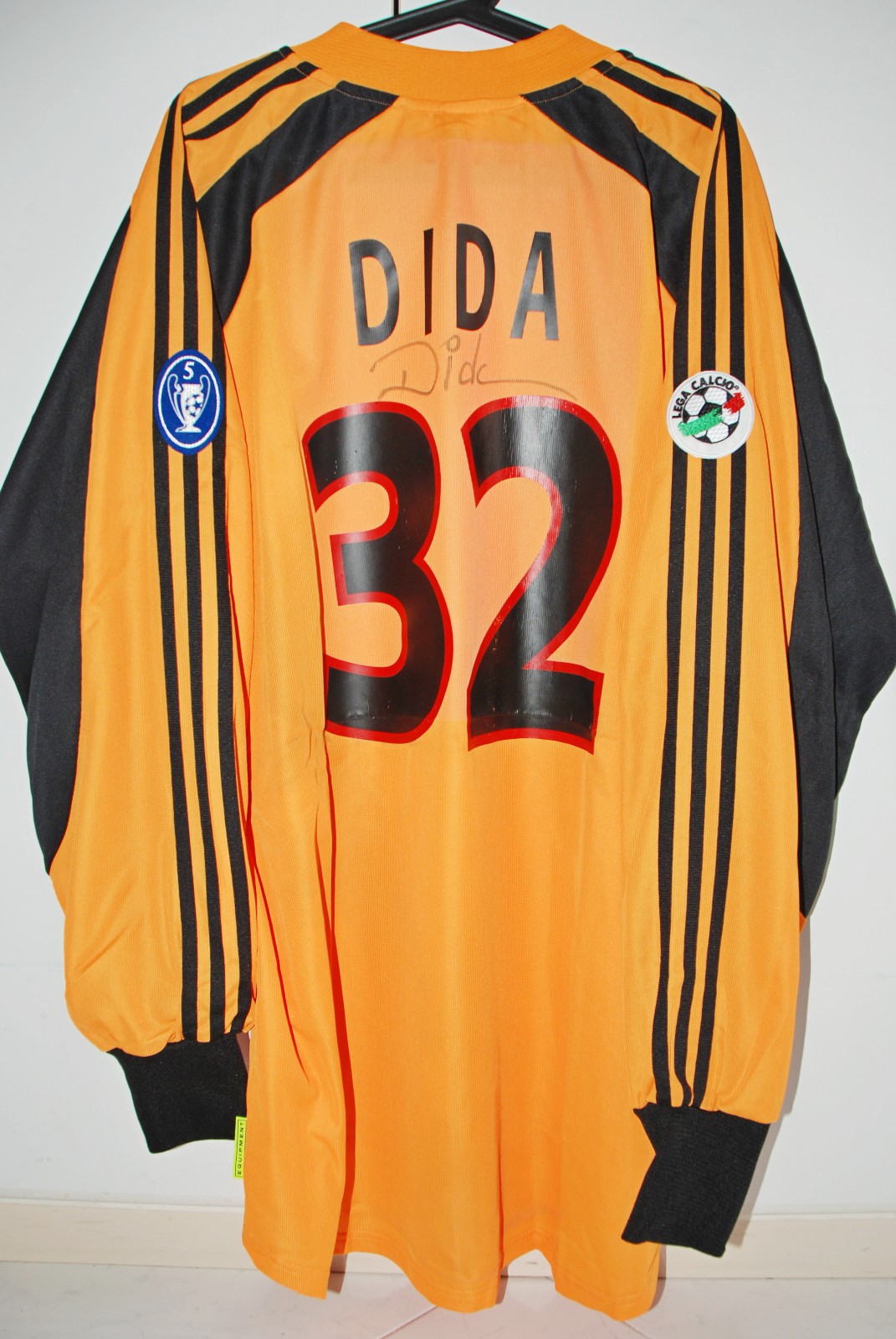 AC Milan 2000-01 GK 3 Kit