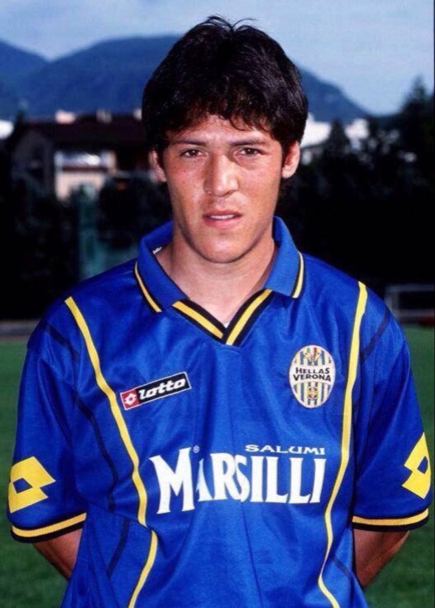 Hellas Verona 2000-01 Home Kit