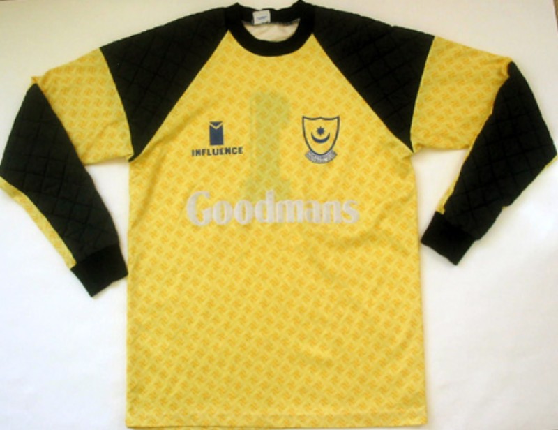 Portsmouth FC 1992-93 GK 1 Kit