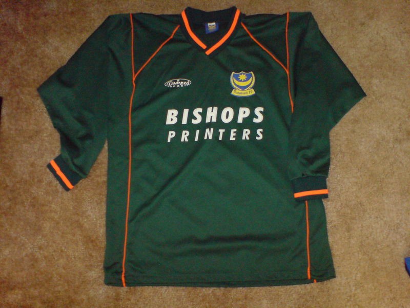 Portsmouth FC 2000-01 GK 2 Kit
