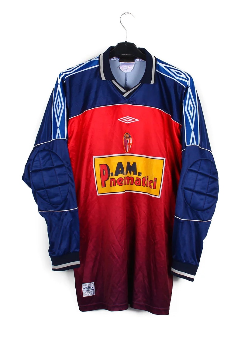 Bologna FC 2000-01 GK 1 Kit