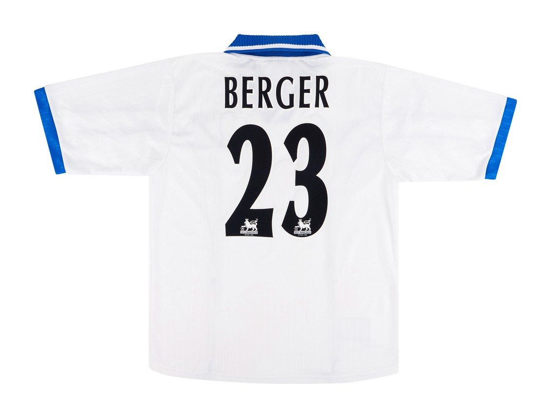 Portsmouth FC 2002-03 Away Kit