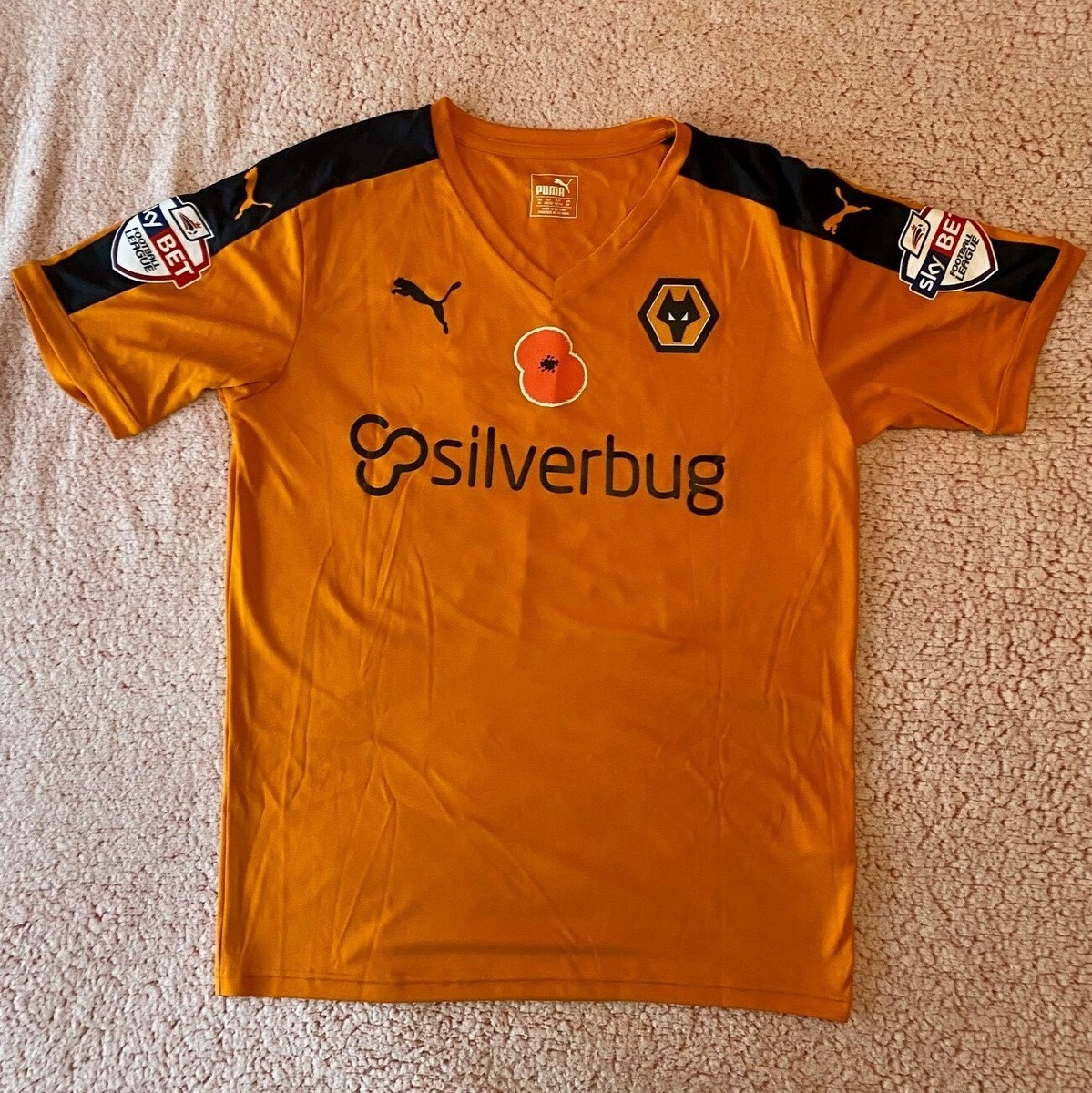 Wolverhampton Wanderers 2015-16 Home V2 Kit