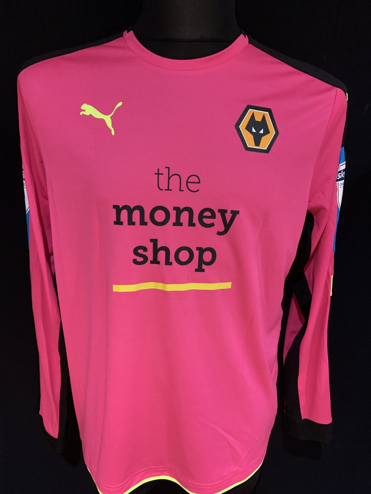 Wolverhampton Wanderers 2016-17 GK 1 Kit