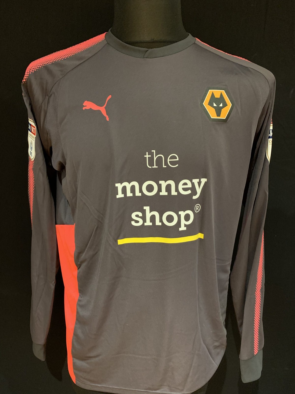 Wolverhampton Wanderers 2017-18 GK 1 Kit