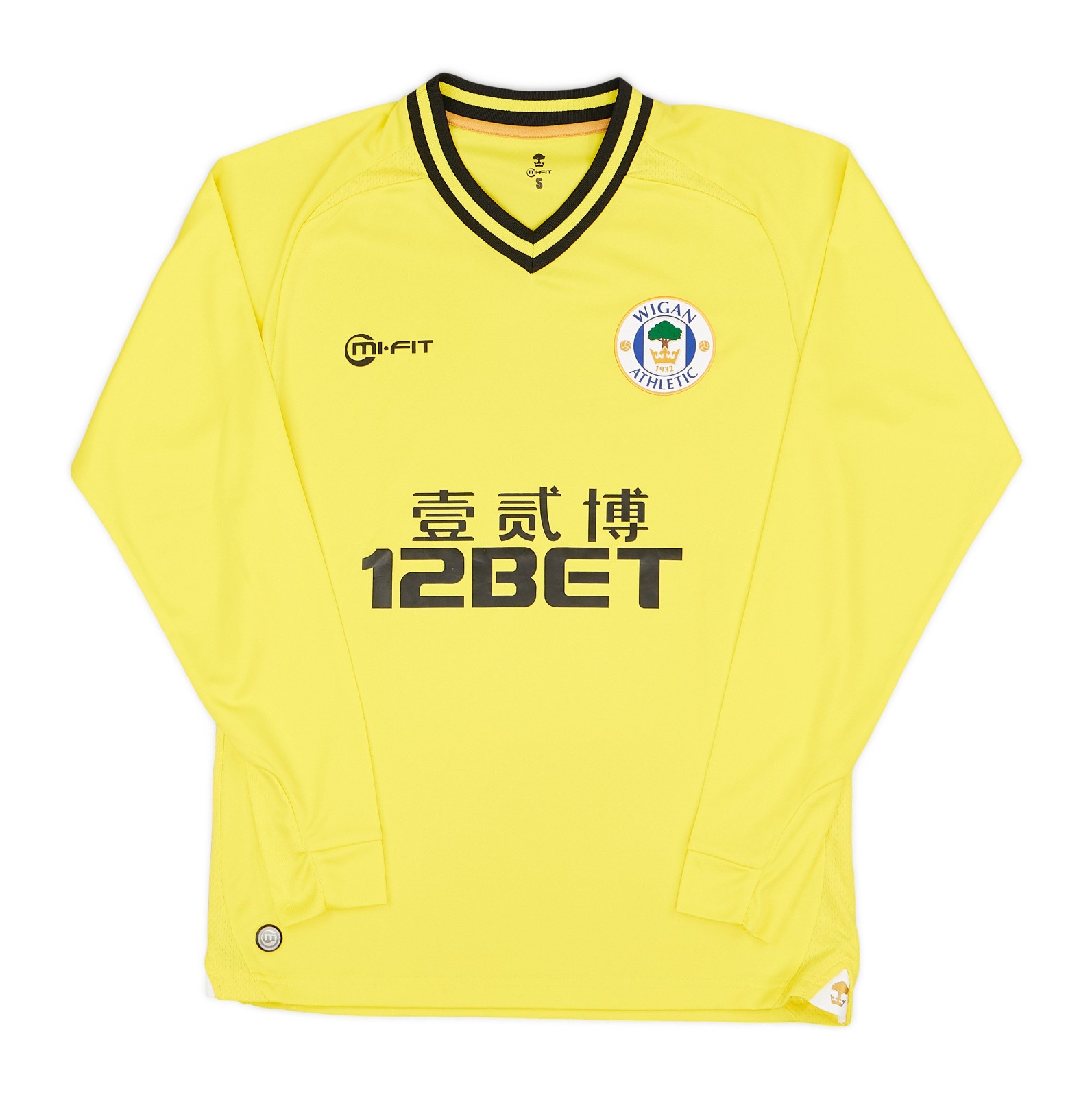 Wigan Athletic 2013-14 GK 2 Kit