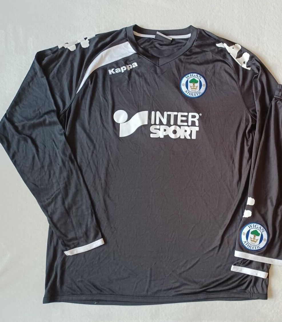 Wigan Athletic 2015-16 GK 1 Kit