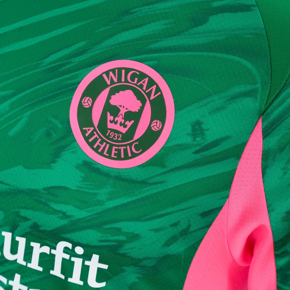 Wigan Athletic 2025-26 GK 1 Kit