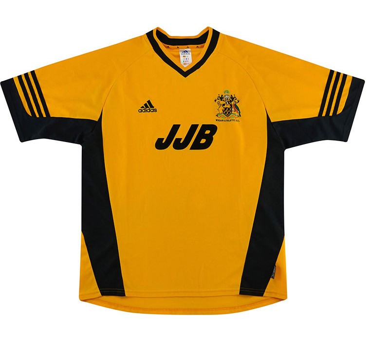 Wigan Athletic 2001-02 Away Kit