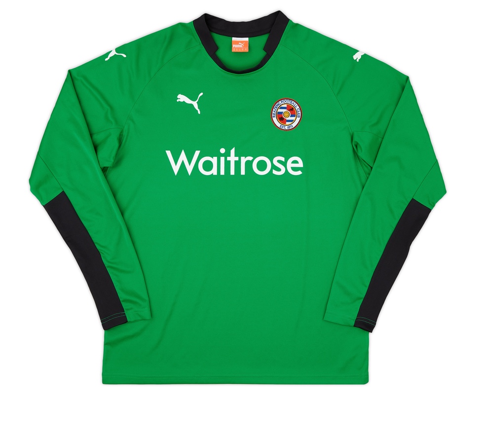 Reading 2014-15 GK 2 Kit