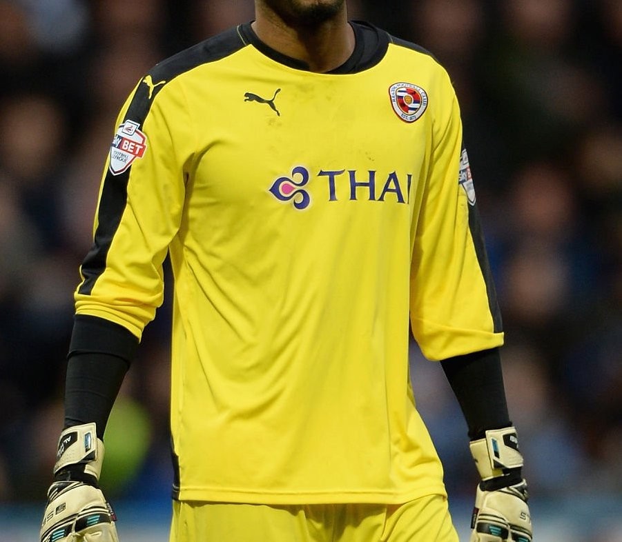 Reading 2015-16 GK 2 Kit