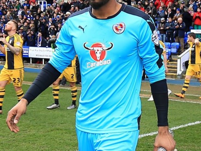 Reading 2015-16 GK 3 Kit