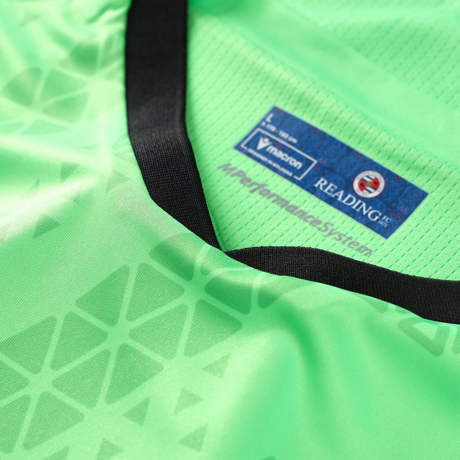 Reading 2025-26 GK Home Kit