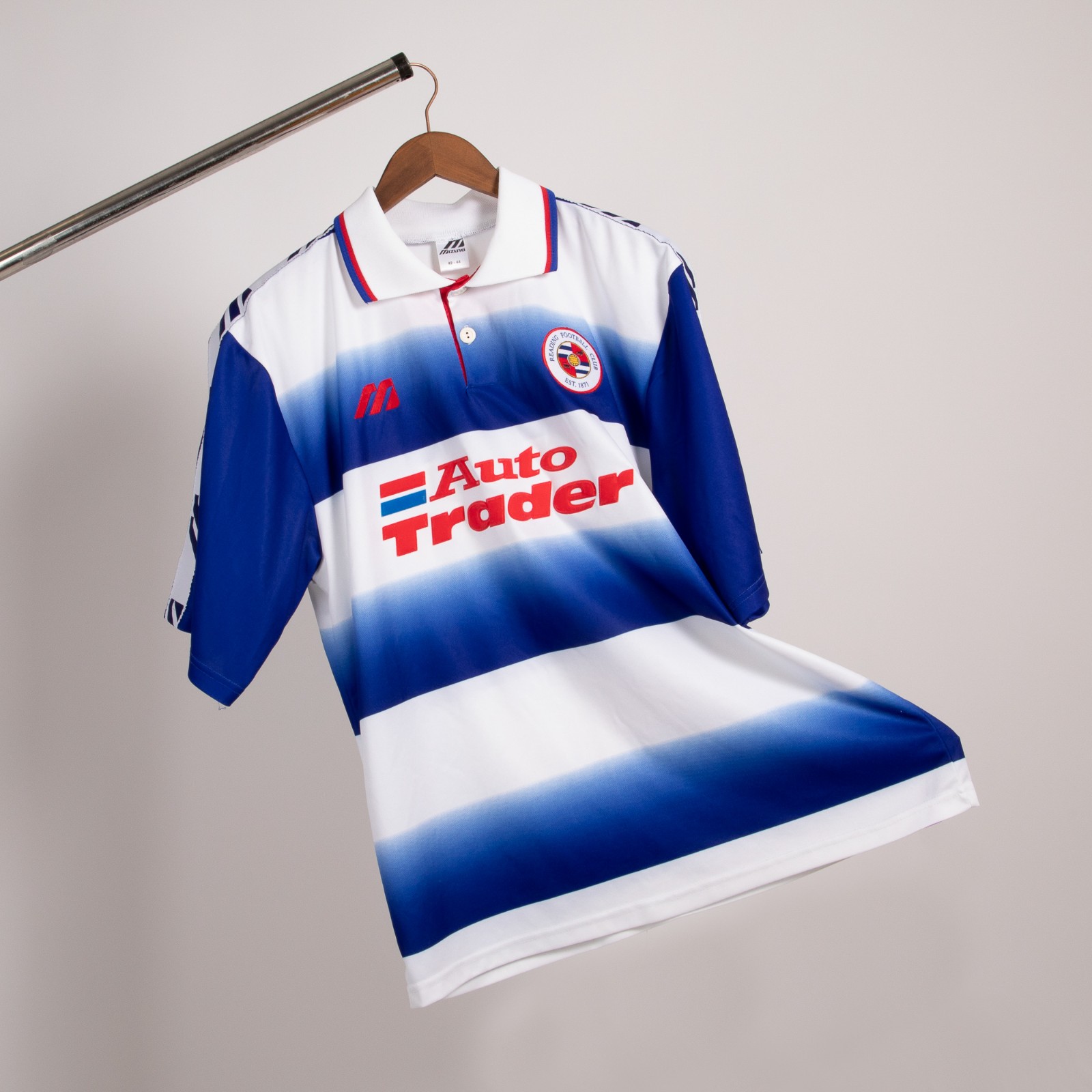 Reading 1998-99 Home Kit