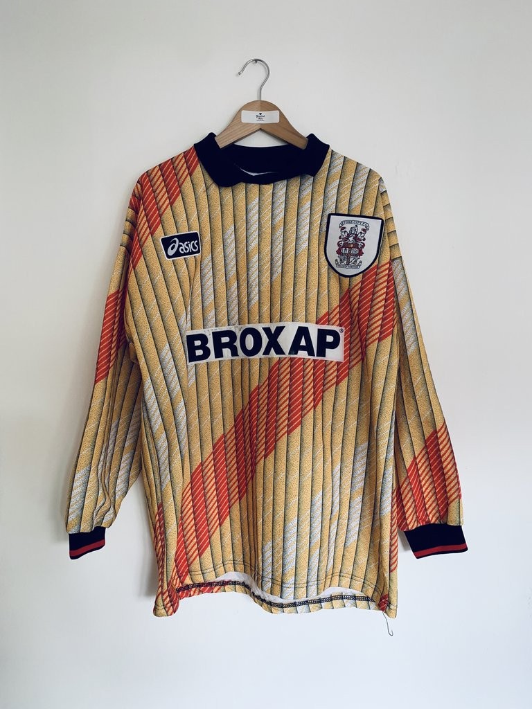 Stoke City 1995-96 GK 1 Kit