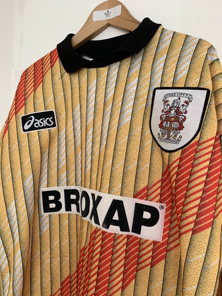 Stoke City 1995-96 GK 1 Kit