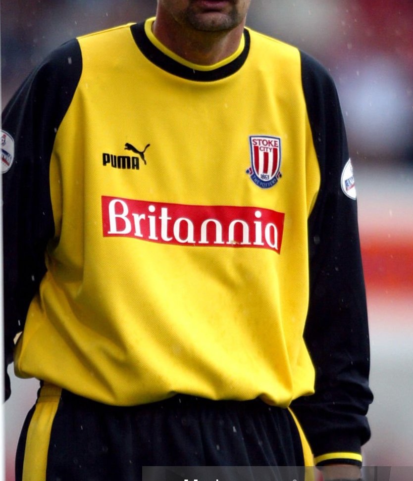 Stoke City 2003-04 GK 2 Kit