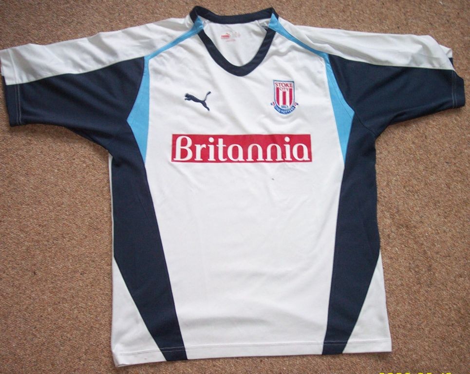 Stoke City 2006-07 Away Kit