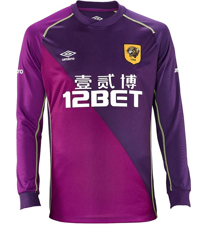 Hull City AFC 2014-15 GK Home Kit