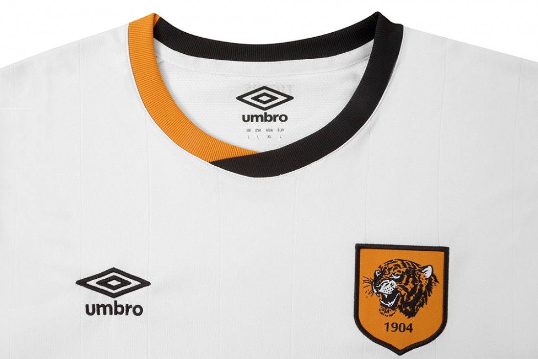 Hull City AFC 2015-16 Away Kit