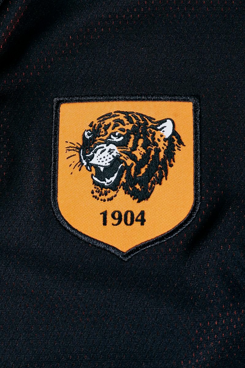 Hull City AFC 2016-17 Away Kit