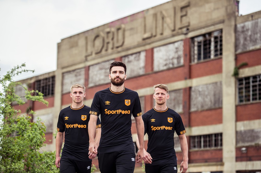 Hull City AFC 2018-19 Away Kit