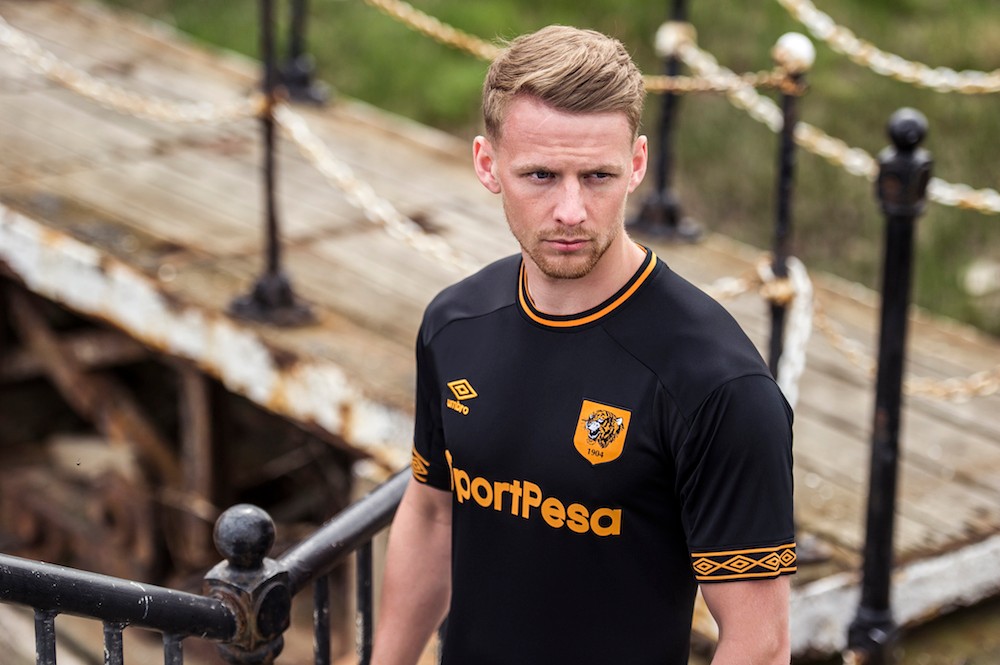 Hull City AFC 2018-19 Away Kit