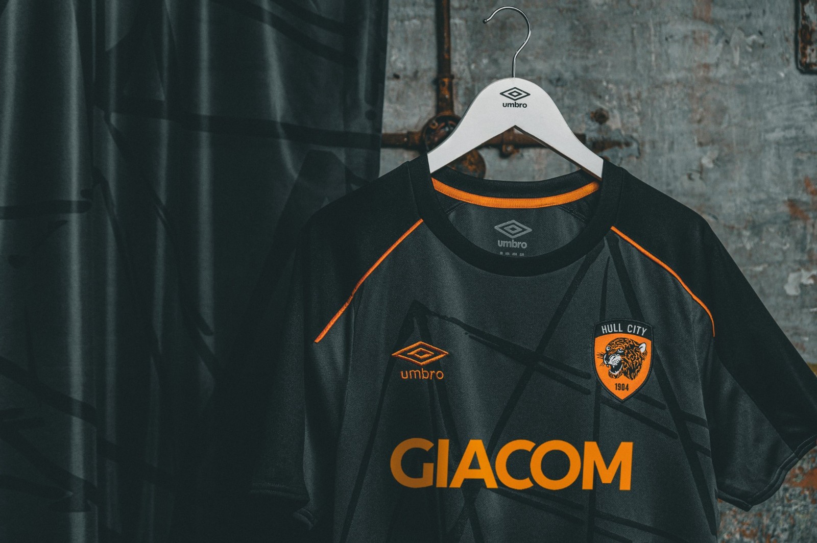 Hull City AFC 2020-21 Away Kit