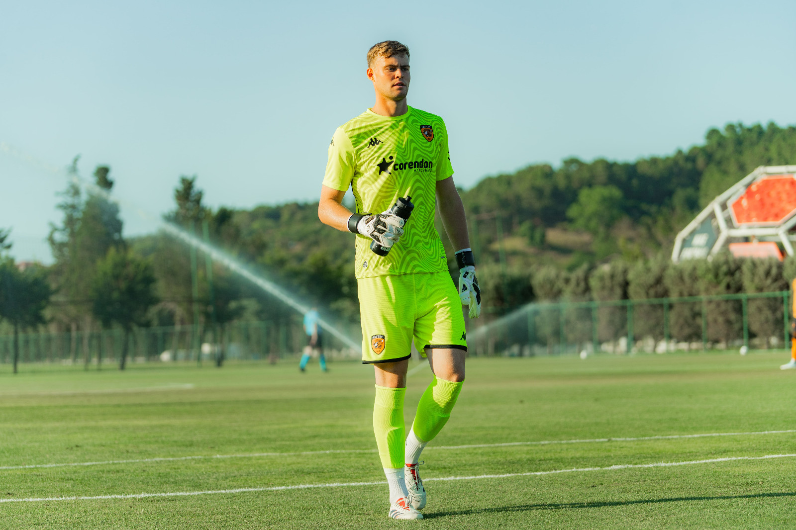 Hull City AFC 2025-26 GK 1 Kit