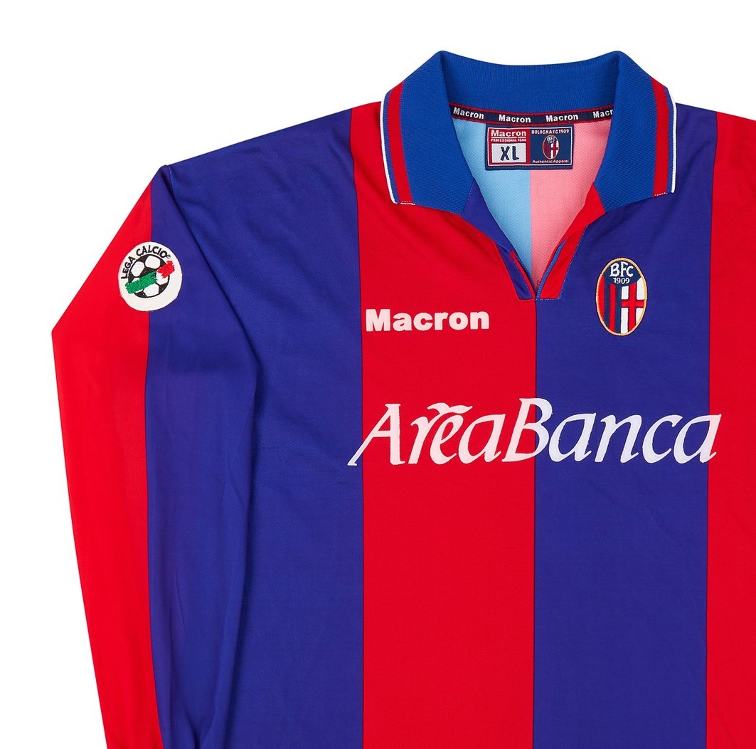 Bologna FC 2001-02 Home Kit