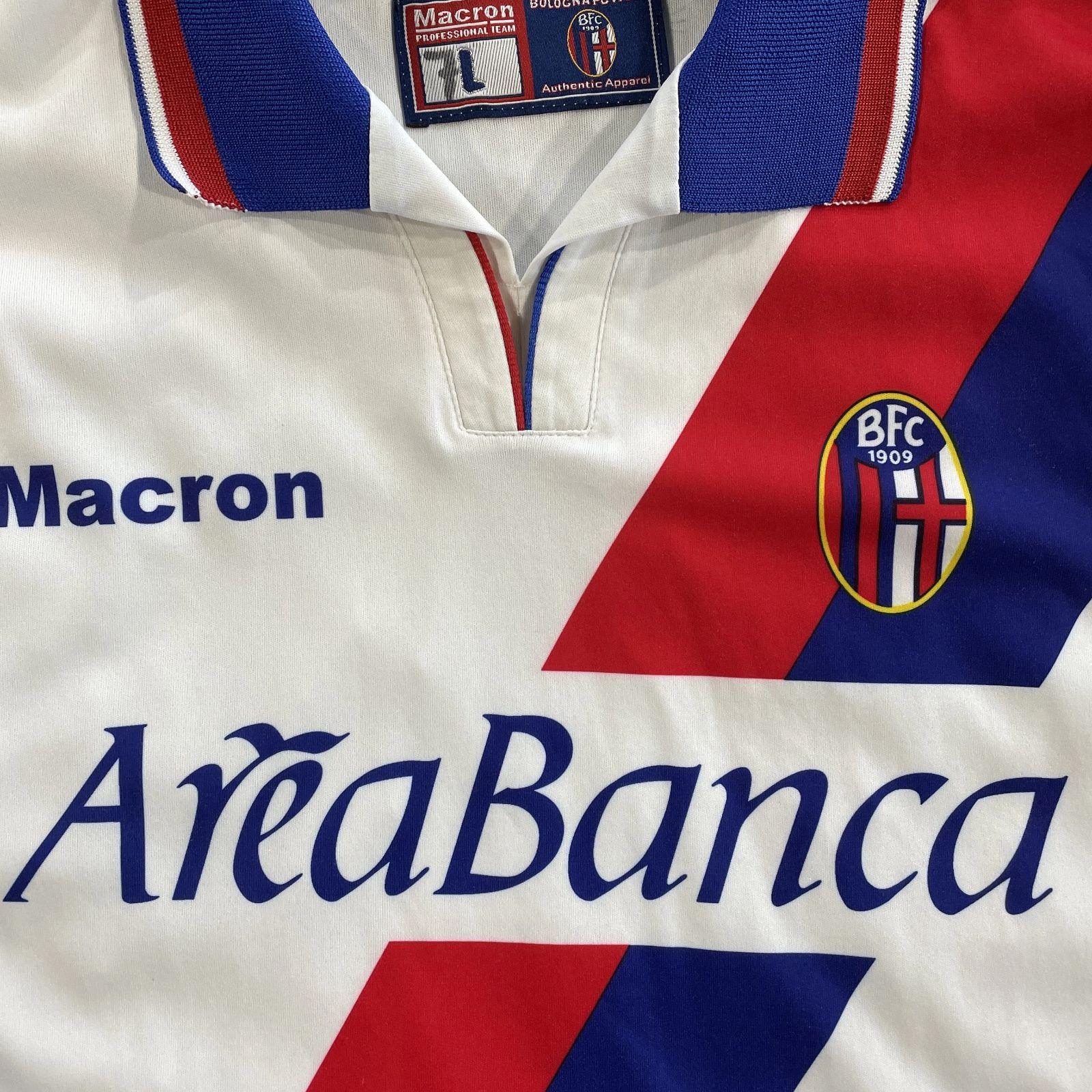 Bologna FC 2001-02 Away Kit