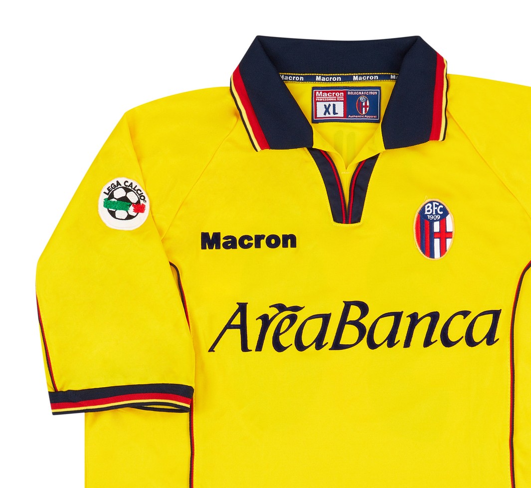 Bologna FC 2001-02 Third Kit