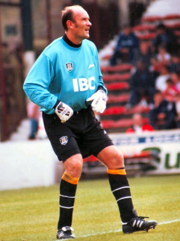 Hull City AFC 2000-01 GK 2 Kit