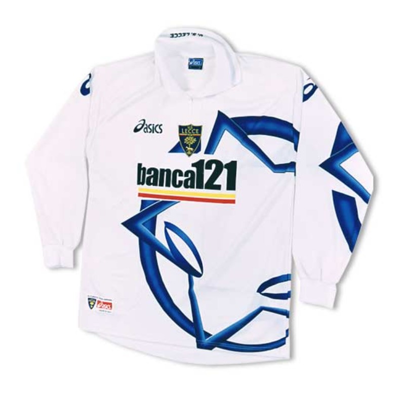 US Lecce 2001-02 Away Kit