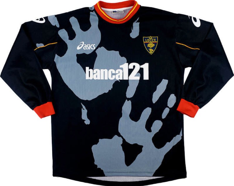 US Lecce 2001-02 GK 1 Kit