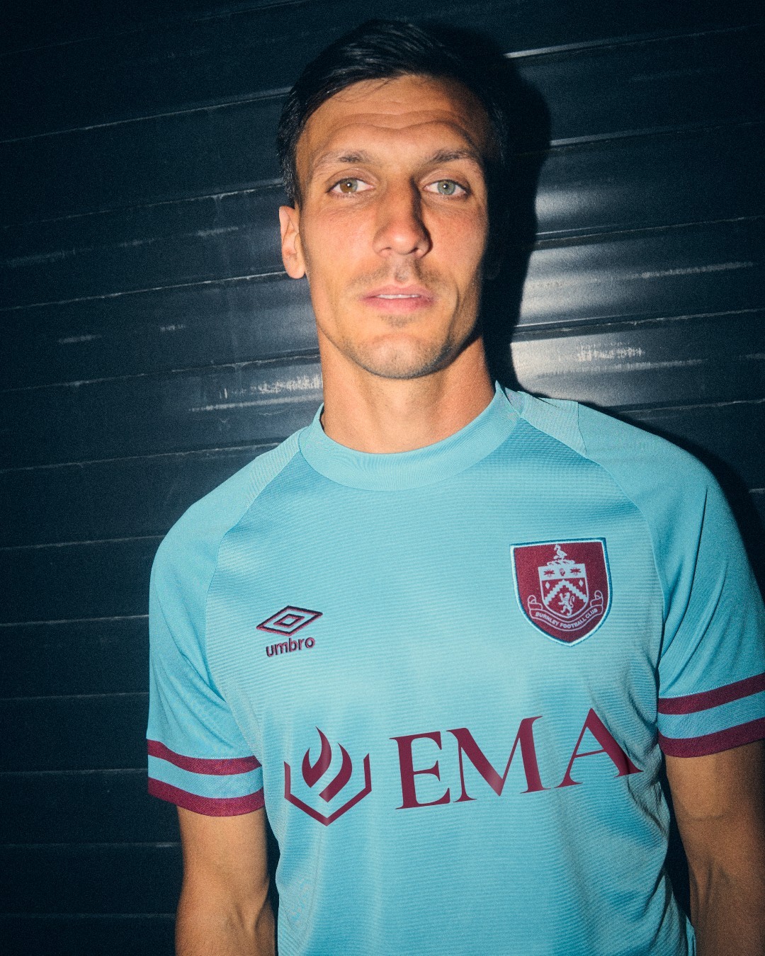 Burnley FC 2022-23 Away Kit