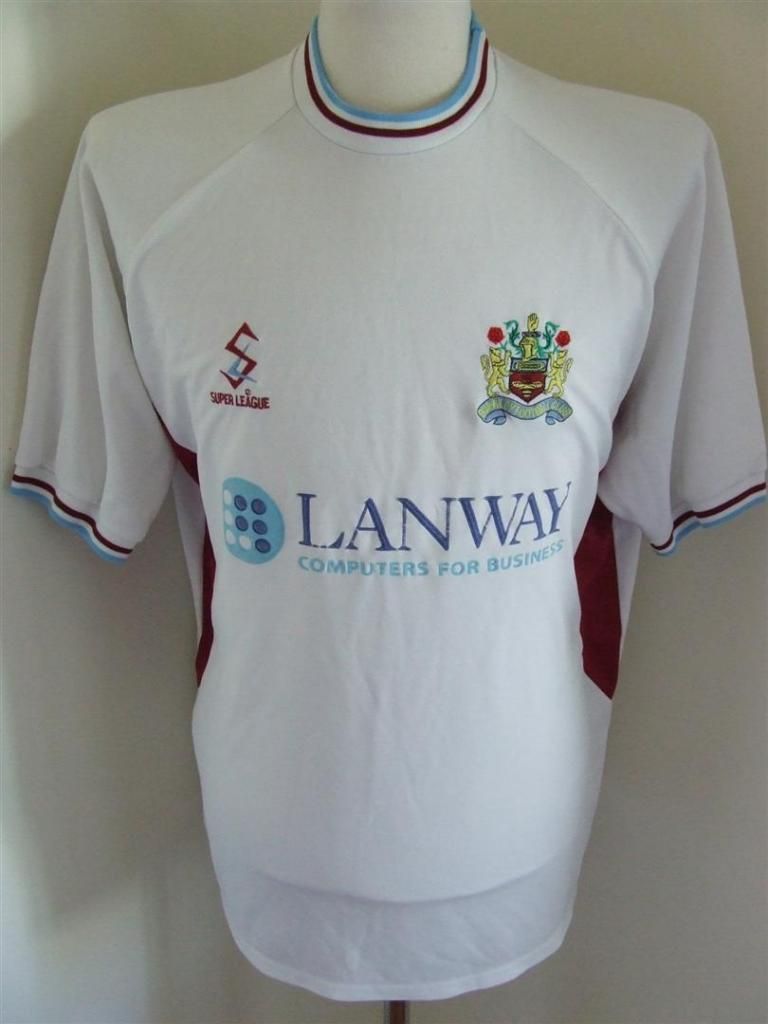 Burnley FC 2001-02 Away Kit