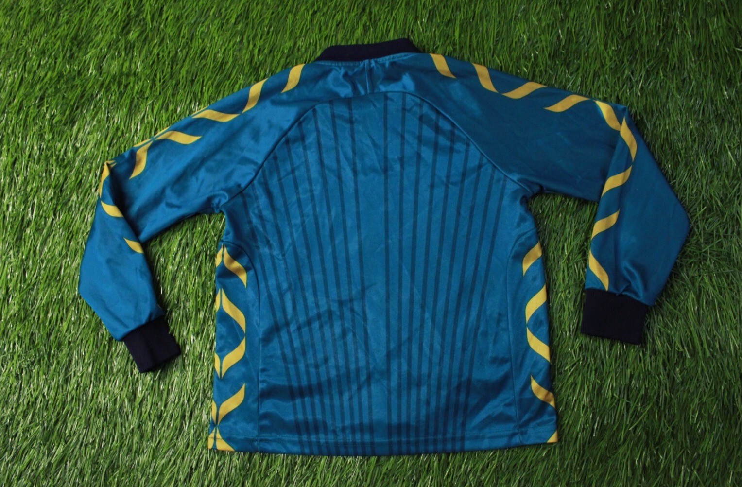 Burnley FC 2006-07 GK 2 Kit