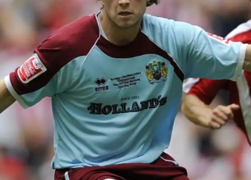 Burnley FC 2008-09 EFL Championship Play-Off Final Kit