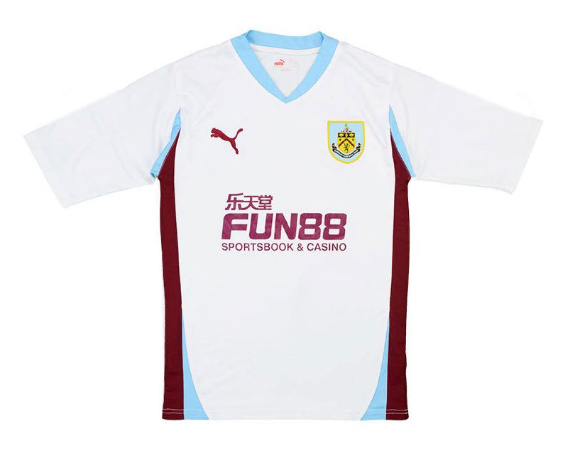 Burnley FC 2010-11 Away Kit