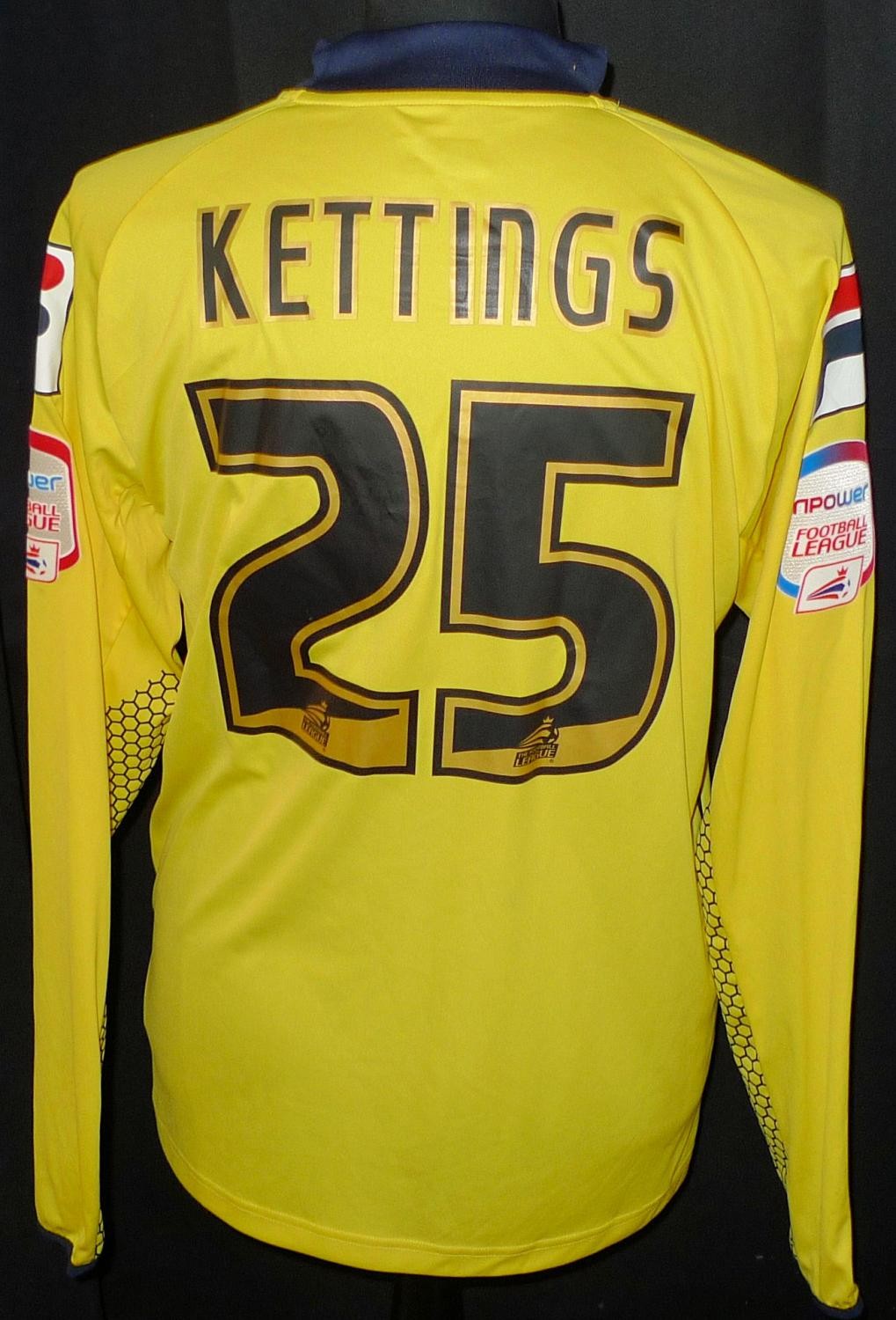 Blackpool 2012-13 GK 1 Kit