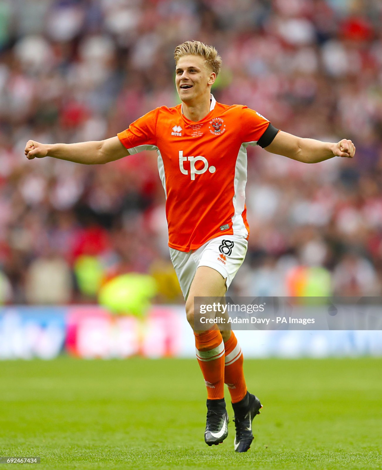 Blackpool 2016-17 EFL League Two Play-Off Final Kit