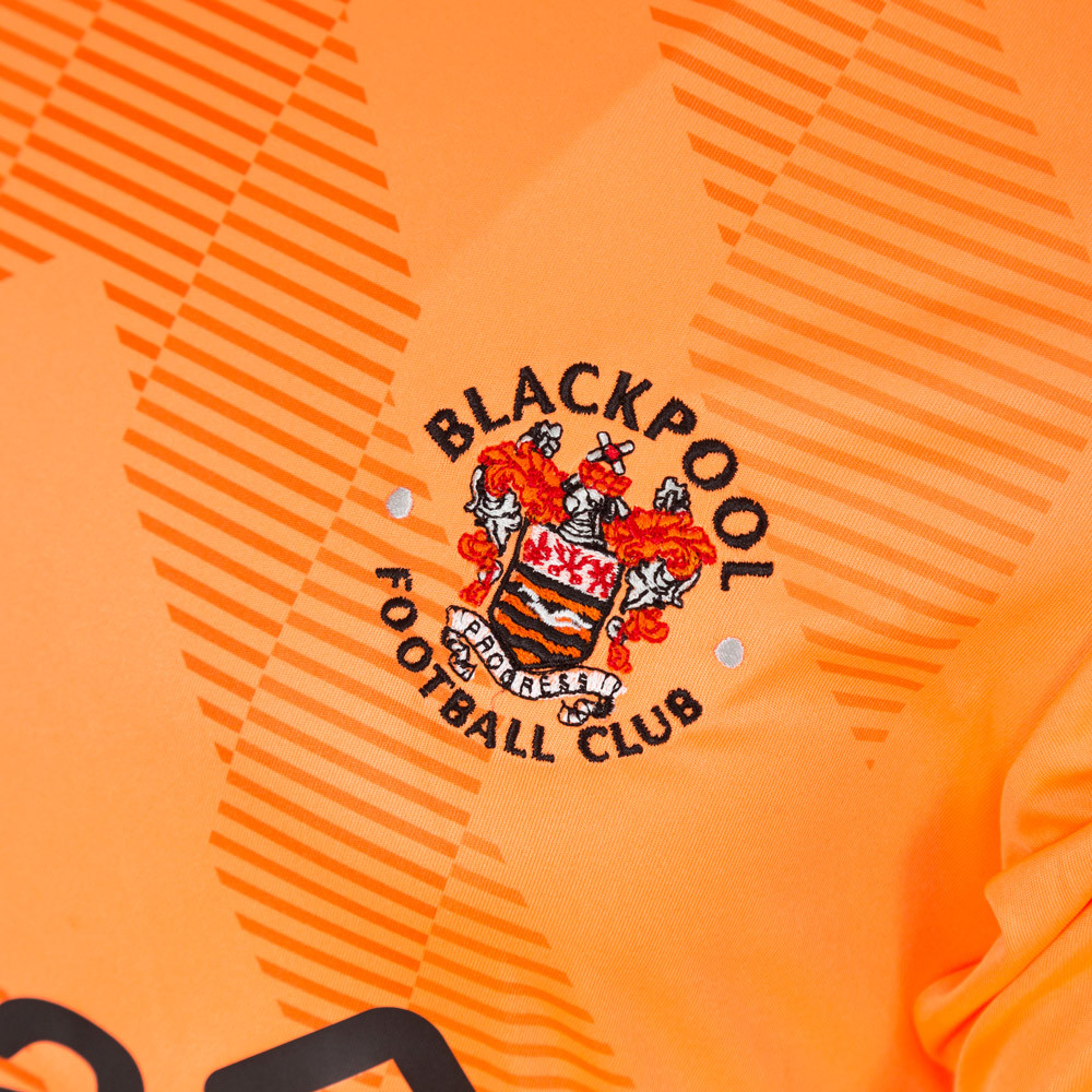 Blackpool 2022-23 GK Third Kit