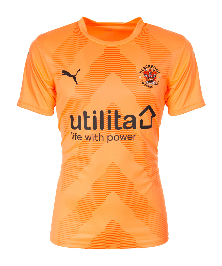 Blackpool 2022-23 GK Third Kit