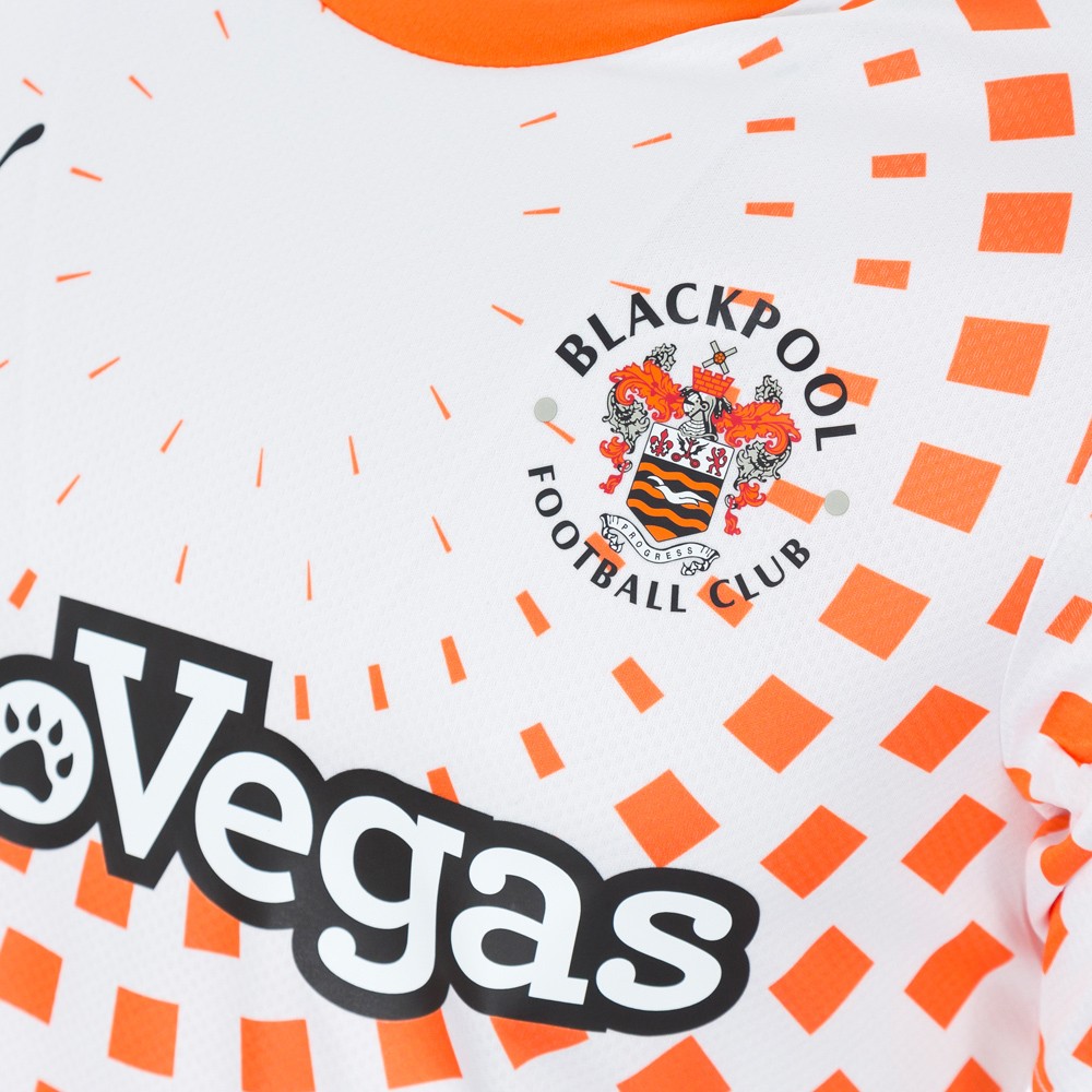 Blackpool 2023-24 Away Kit
