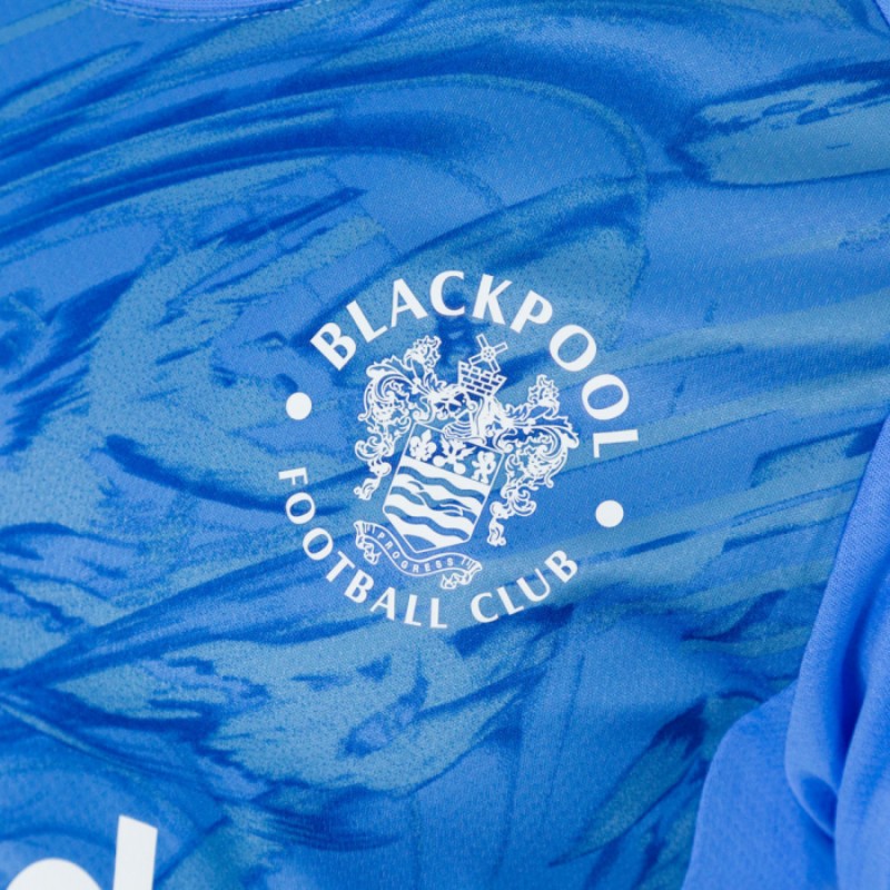 Blackpool 2025-26 GK 2 Kit