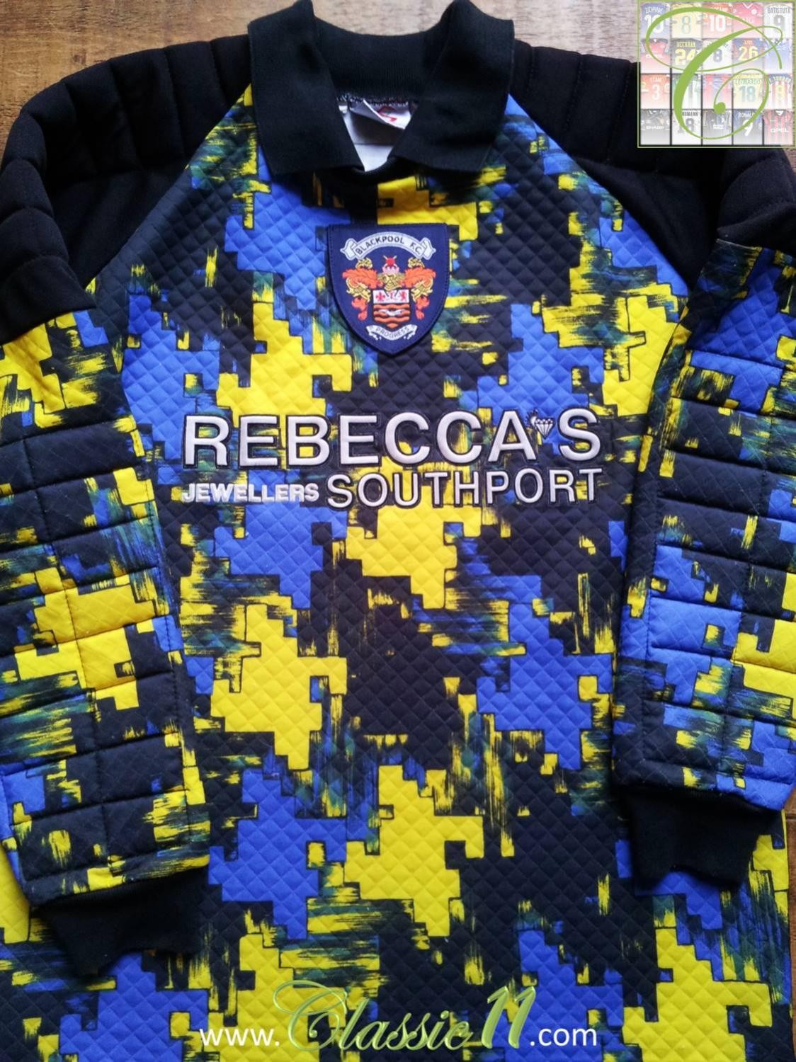 Blackpool 1995-96 GK 1 Kit