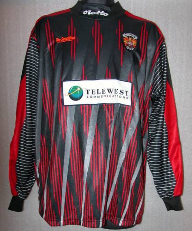 Blackpool 1998-99 GK 1 Kit