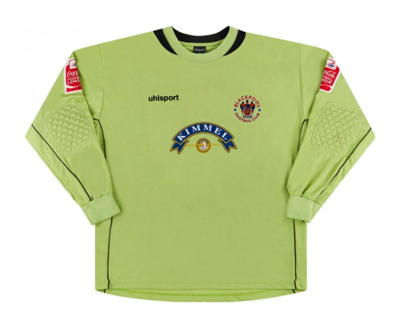 Blackpool 2006-07 GK 1 Kit