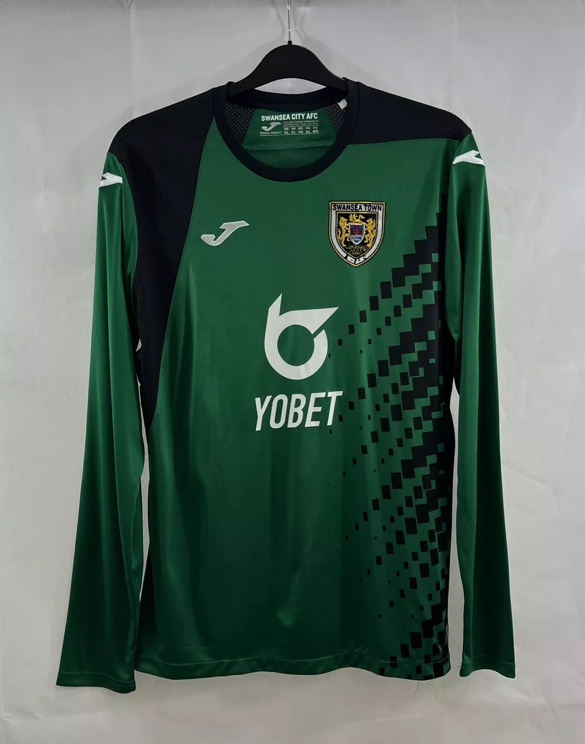 Swansea City 2019-20 GK Third Kit